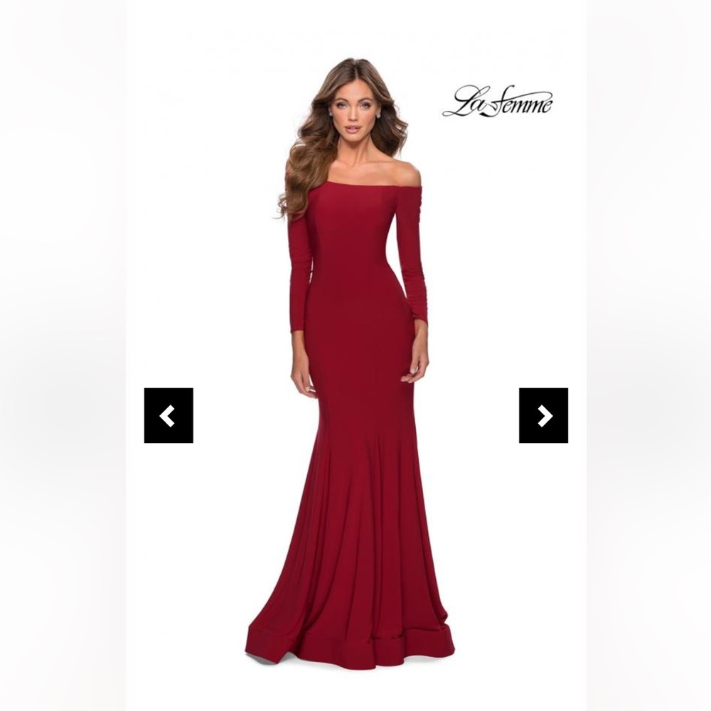 NWT la Femme pageant gown size 12